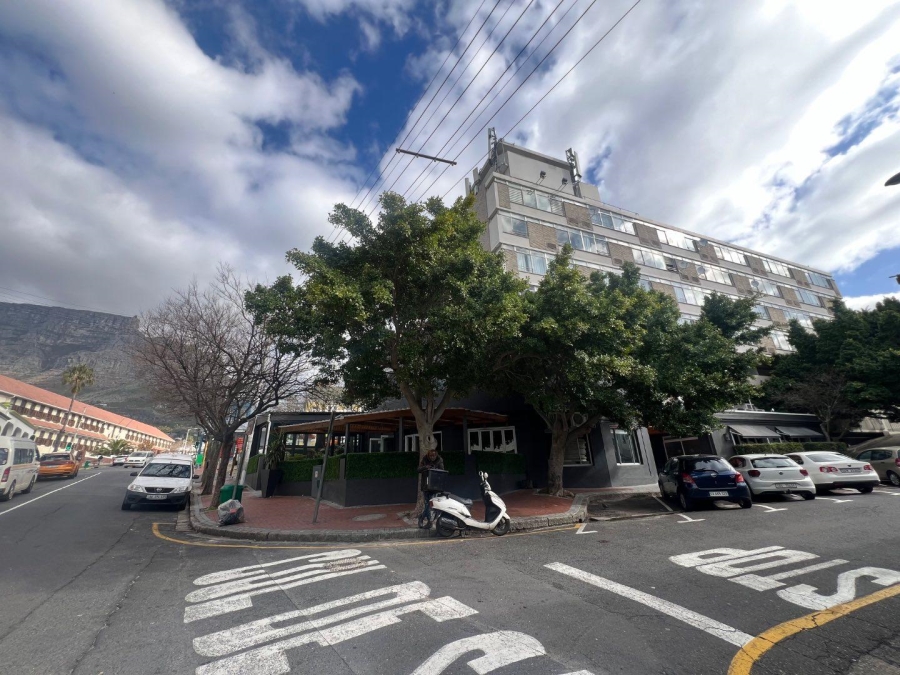 0 Bedroom Property for Sale in Gardens Western Cape